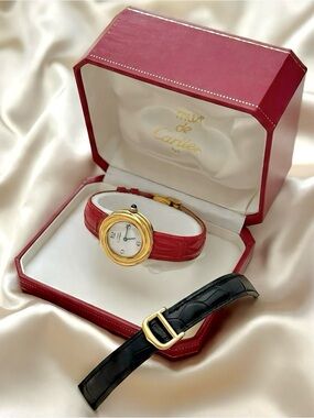 AUTHENTIC RARE VINTAGE CARTIER TRINITY RED LEATHER WATCH - W BOX & EXTRA STRAP